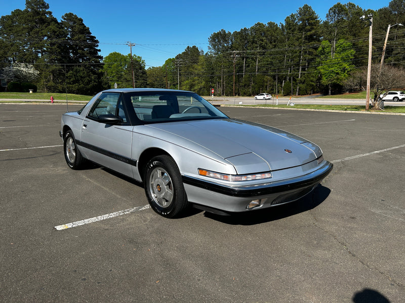 7,500 mile 1990 Buick Reatta Coupe - $9995