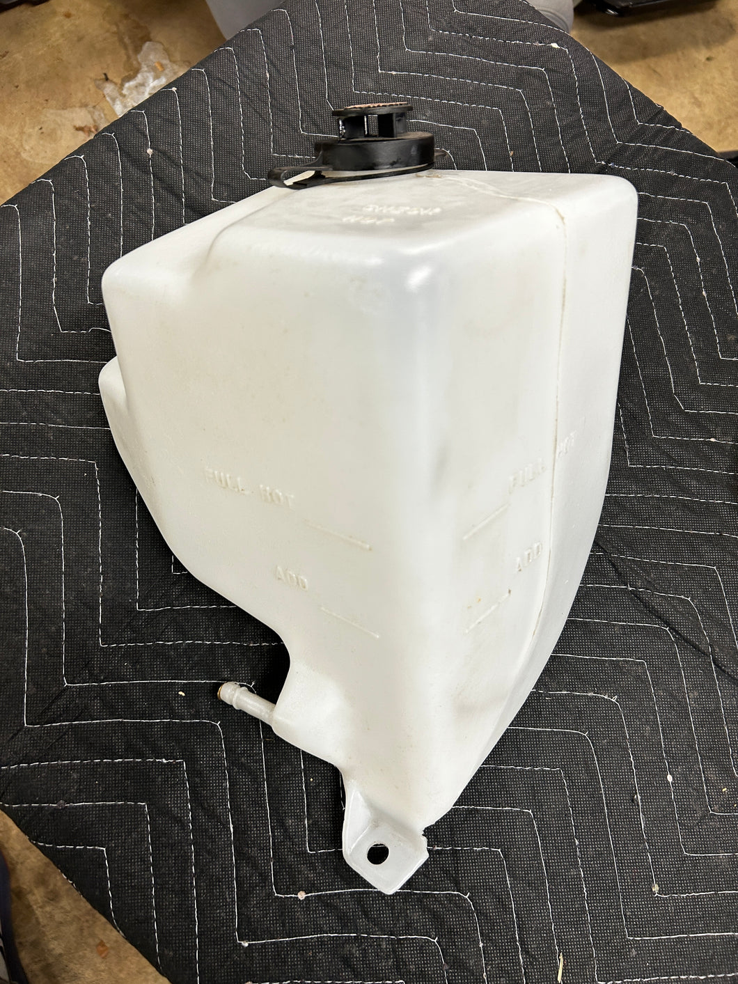 NOS 1988-1990 Radiator Overflow Tank